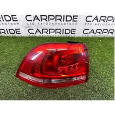 Задний фонарь