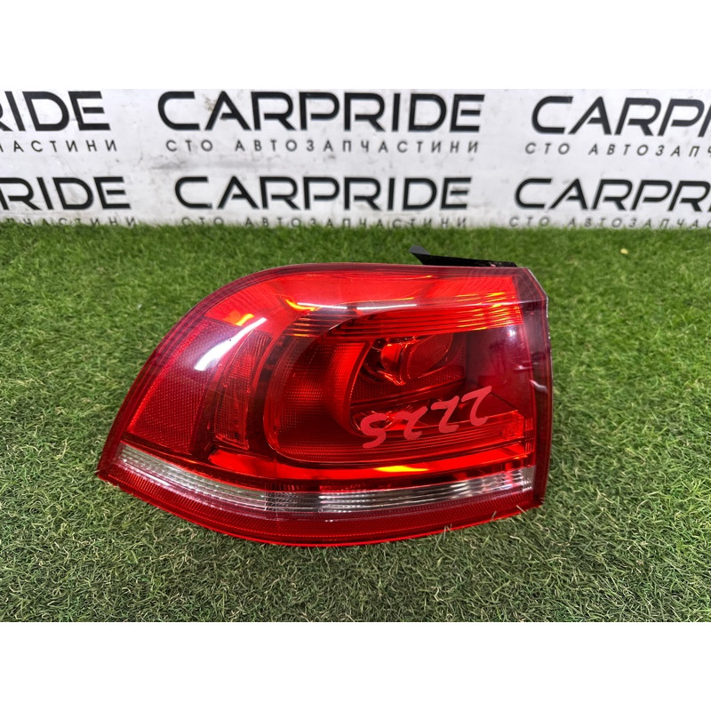 Задний фонарь (оптика) Volkswagen Touareg NF 2012 3.0 Hybrid CGFA 7P6945095E