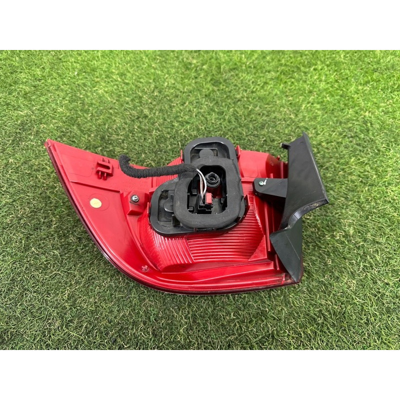 Задний фонарь (оптика) Volkswagen Touareg NF 2012 3.0 Hybrid CGFA 7P6945095E