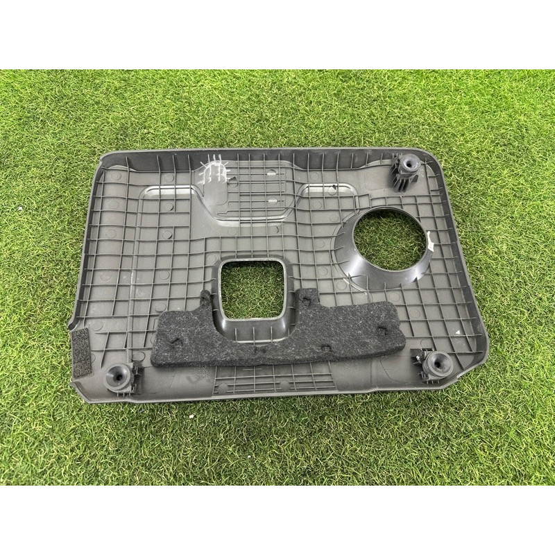 Декоративна кришка двигуна (двигатель и элементы) KIA Soul 3 2022 2.0 292402E061