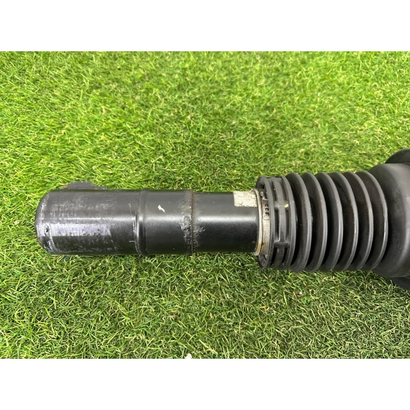 Пневмоамортизатор підвіски (подвеска) LAND ROVER RANGE ROVER Sport L494 2016 3.0 Diesel LR087093