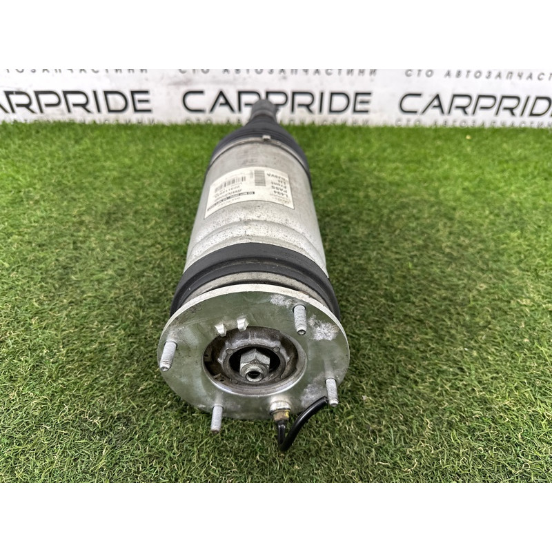 Пневмоамортизатор підвіски (подвеска) LAND ROVER RANGE ROVER Sport L494 2016 3.0 Diesel LR087093