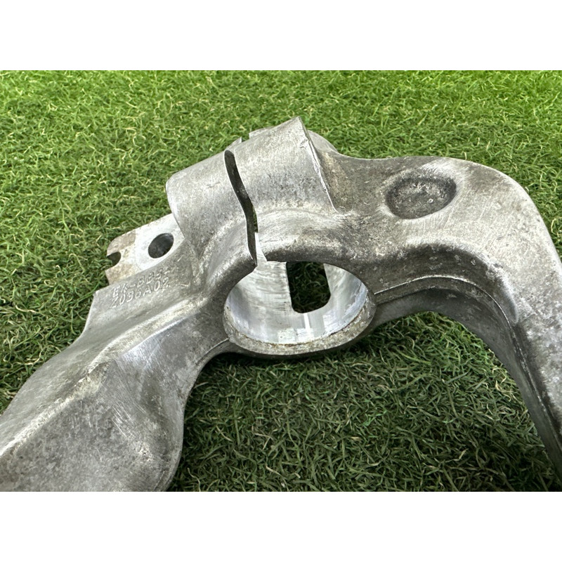 Вилка амортизатора (подвеска) LAND ROVER RANGE ROVER Sport L494 2016 3.0 Diesel LR105283