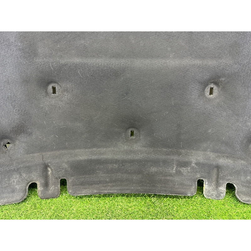 Шумоизоляция капота (кузов и элементы) LAND ROVER RANGE ROVER Sport L494 2016 3.0 Diesel LR043837