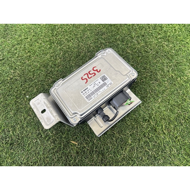 Блок управления камерой (электрика / блок управления) AUDI A8 D4 2011 4.2 CDRA 4G0907107E