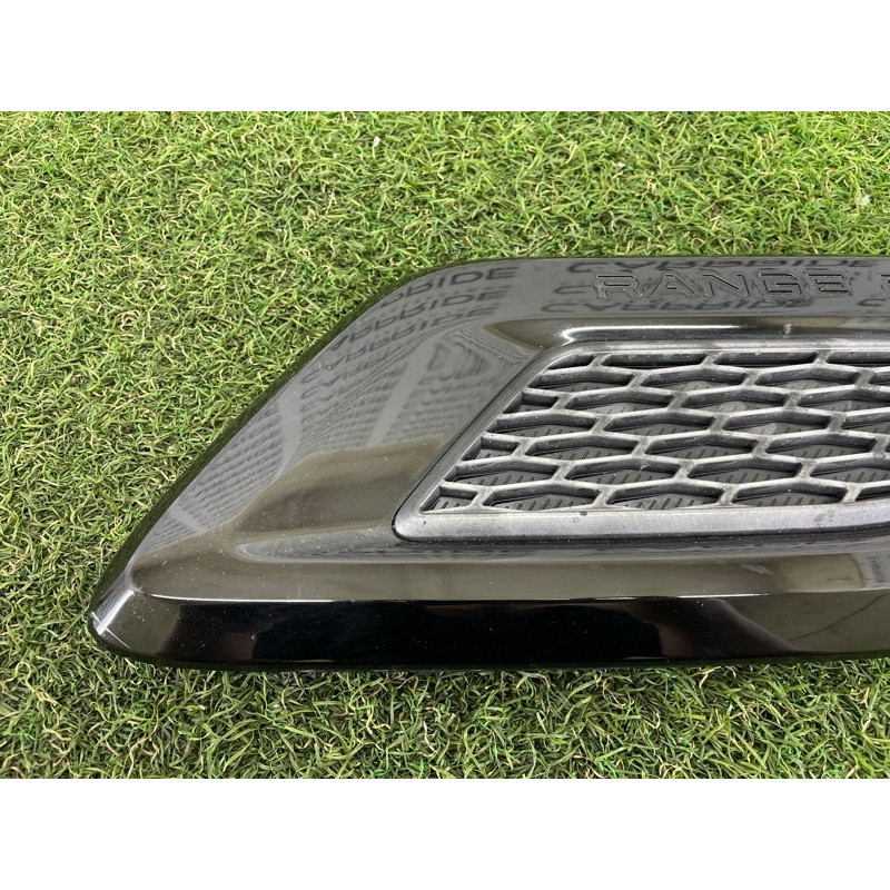 Молдинг капота (кузов и элементы) LAND ROVER RANGE ROVER Sport L494 2016 3.0 Diesel LR052979