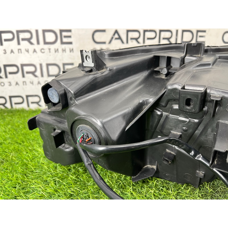 Фара (оптика) Nissan Rogue T33 2023 1.5 KR15DDT 260606RR0A