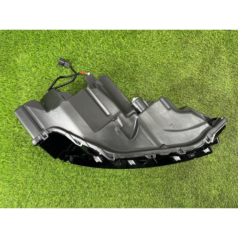 Фара (оптика) Nissan Rogue T33 2023 1.5 KR15DDT 260606RR0A