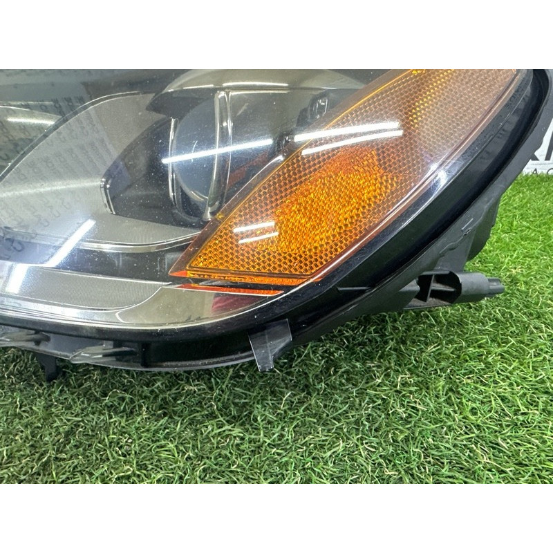 Фара (оптика) Volkswagen Touareg NF 2012 3.0 TDI 7P1941751A