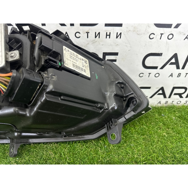 Фара (оптика) Volkswagen Touareg NF 2012 3.0 TDI 7P1941751A