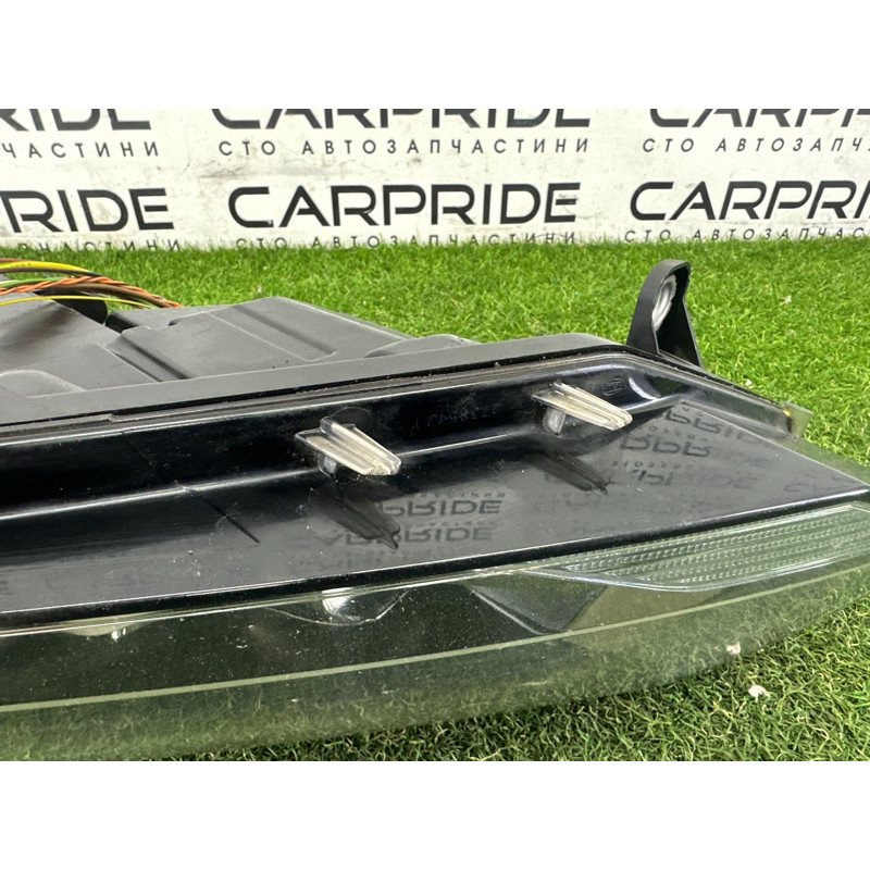 Фара (оптика) Volkswagen Touareg NF 2012 3.0 TDI 7P1941751A