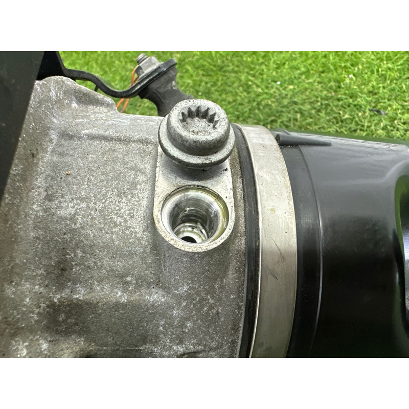 Насос гидроусилителя руля (рулевое управление) Volkswagen Touareg NF 2012 3.0 Hybrid CGFA 7P0423155D