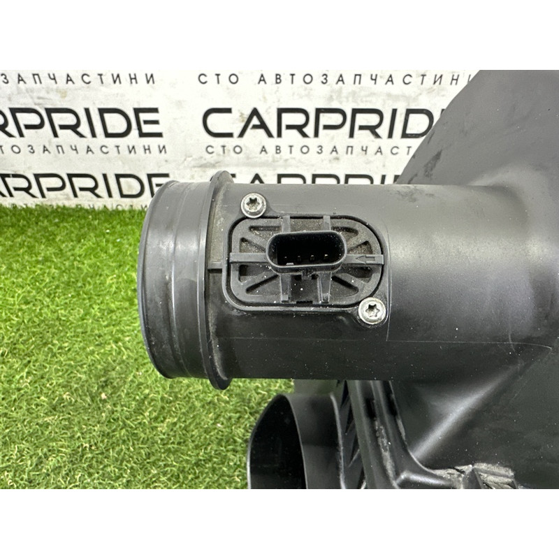 Корпус воздушного фильтра (впускная система) BMW X1 E84 2014 2.0 13717588280