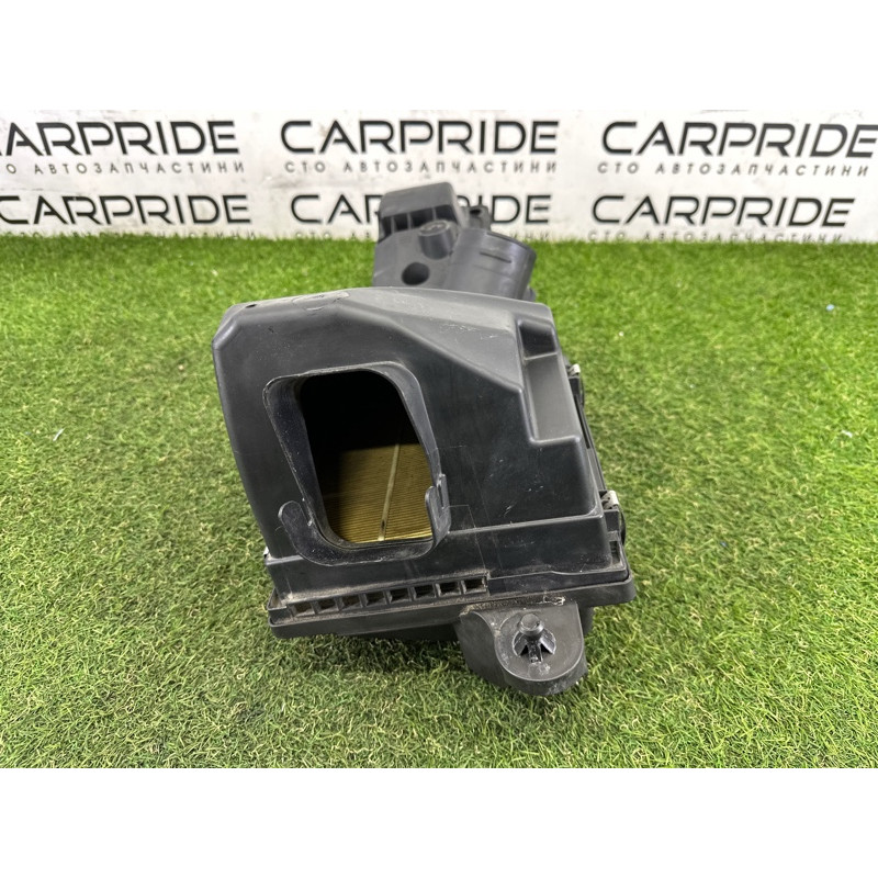 Корпус воздушного фильтра (впускная система) BMW 3-series F30 2013 2.0 13717597589