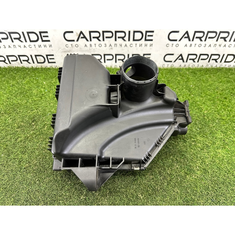 Корпус воздушного фильтра (впускная система) BMW X3 F25 2012 3.0 13717601871