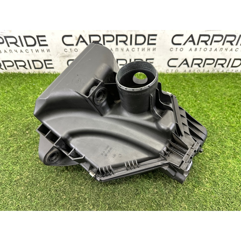 Корпус воздушного фильтра (впускная система) BMW X3 F25 2012 3.0 13717601871