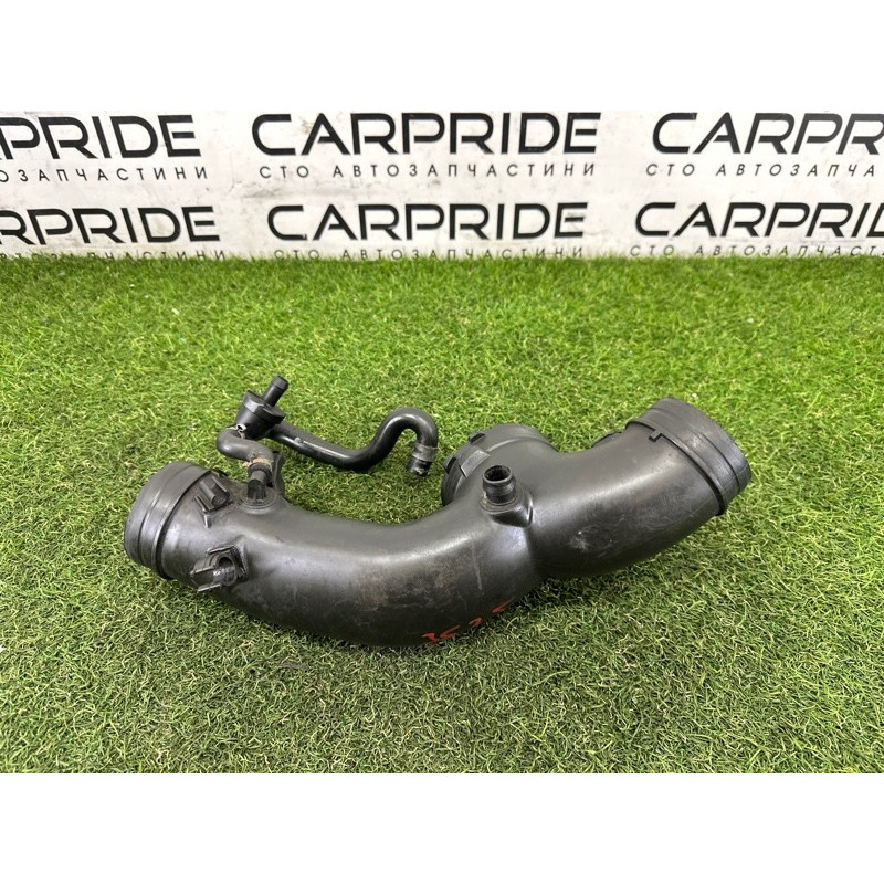 Патрубок воздушного фильтра (впускная система) AUDI A8 D4 2011 4.2 CDRA 4H0129711D