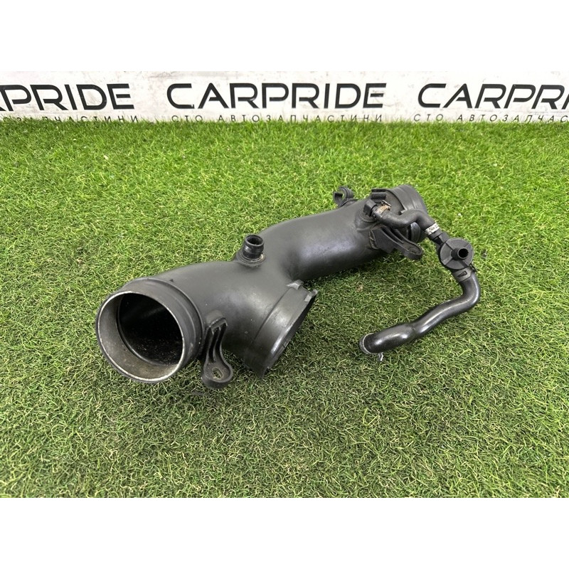 Патрубок воздушного фильтра (впускная система) AUDI A8 D4 2011 4.2 CDRA 4H0129711D