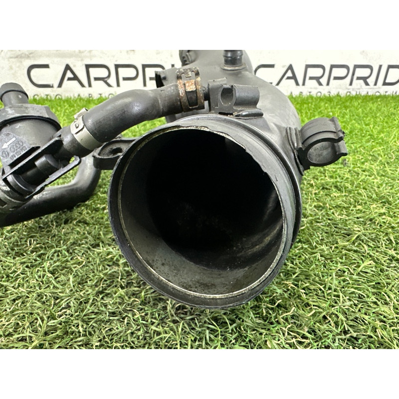 Патрубок воздушного фильтра (впускная система) AUDI A8 D4 2011 4.2 CDRA 4H0129711D