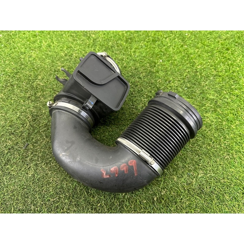 Патрубок воздушного фильтра (впускная система) AUDI Q7 4M 2017 3.0 CREC 06E129616C