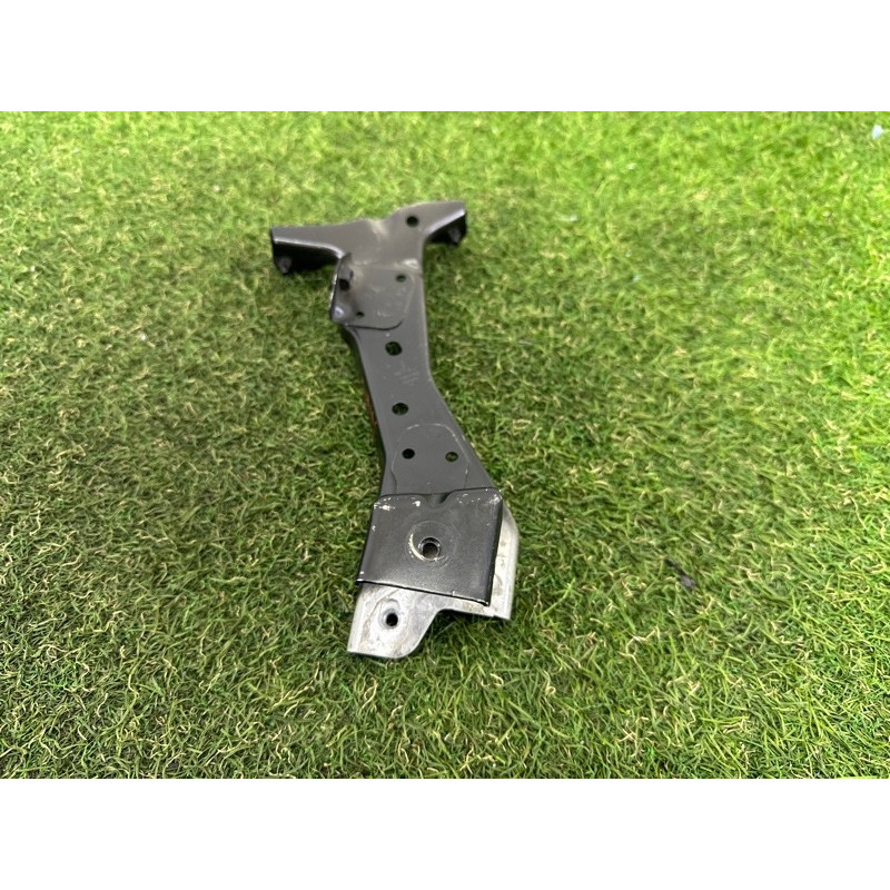 Крепление крыла (кузов и элементы) AUDI A3 8V 2016 1.8 CNSB 8V0821136C