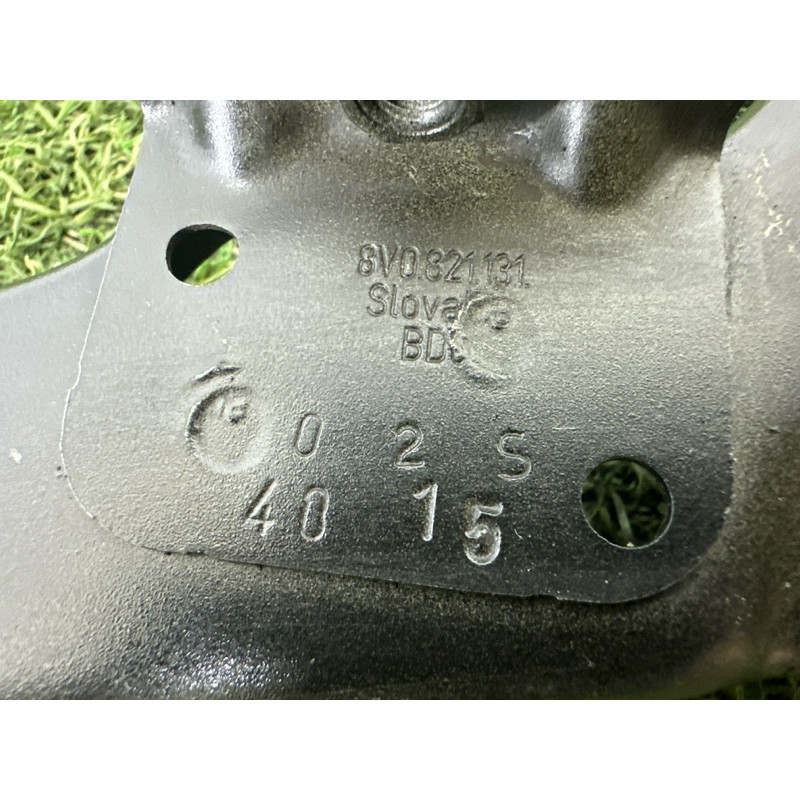 Крепление крыла (кузов и элементы) AUDI A3 8V 2016 1.8 CNSB 8V0821136C