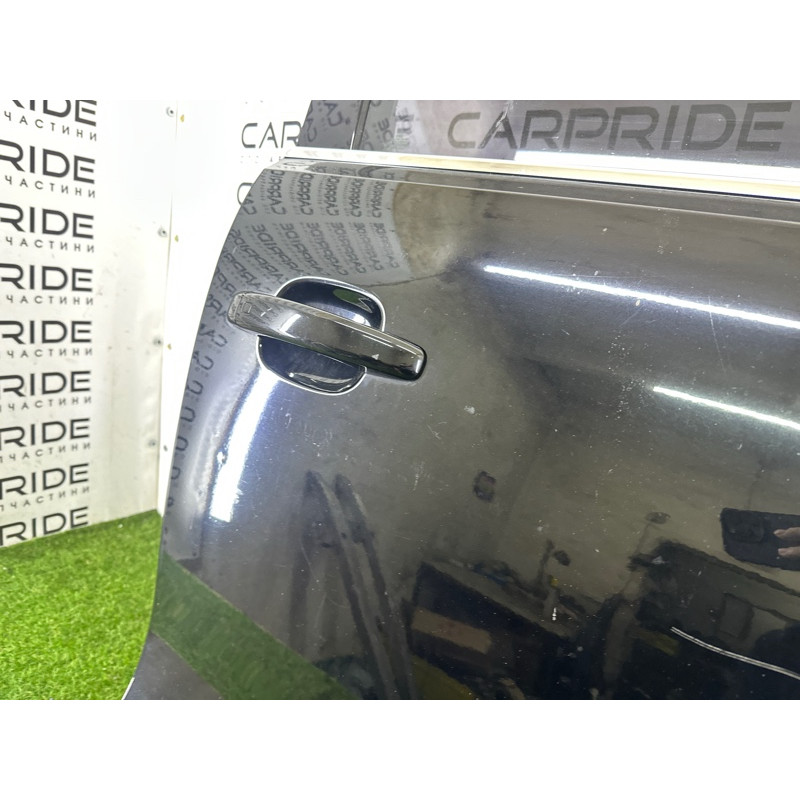 Дверь (наружные элементы кузова) AUDI Q5 8R 2010 3.2 CALB 8R0831052E