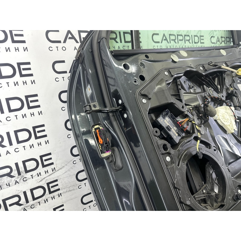 Дверь (наружные элементы кузова) Volkswagen Touareg NF 2012 3.0 TDI 7P0831056