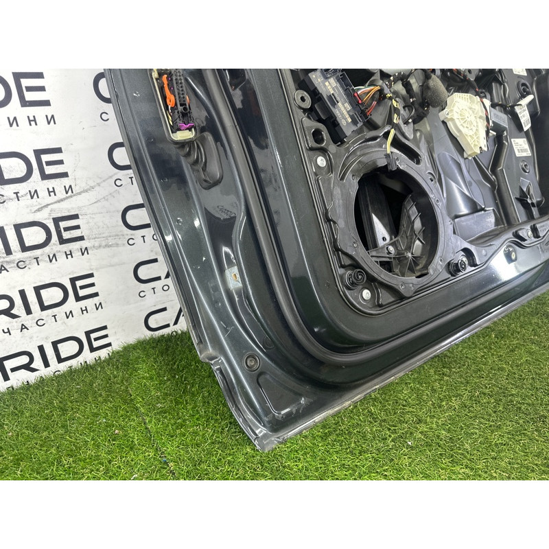 Дверь (наружные элементы кузова) Volkswagen Touareg NF 2012 3.0 TDI 7P0831056