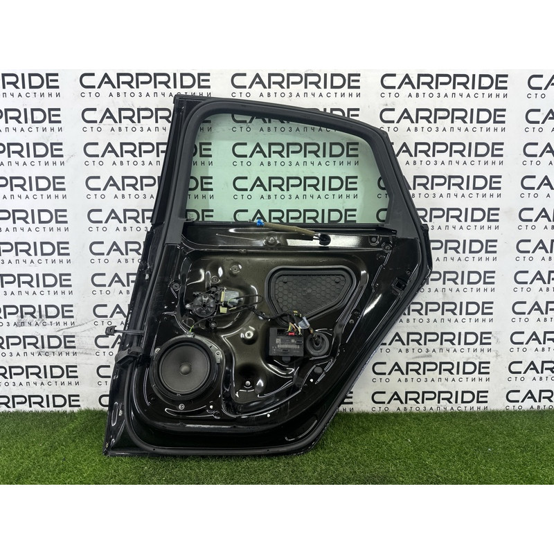 Дверь (наружные элементы кузова) AUDI A3 8V 2016 1.8 CNSB 8V5833052A