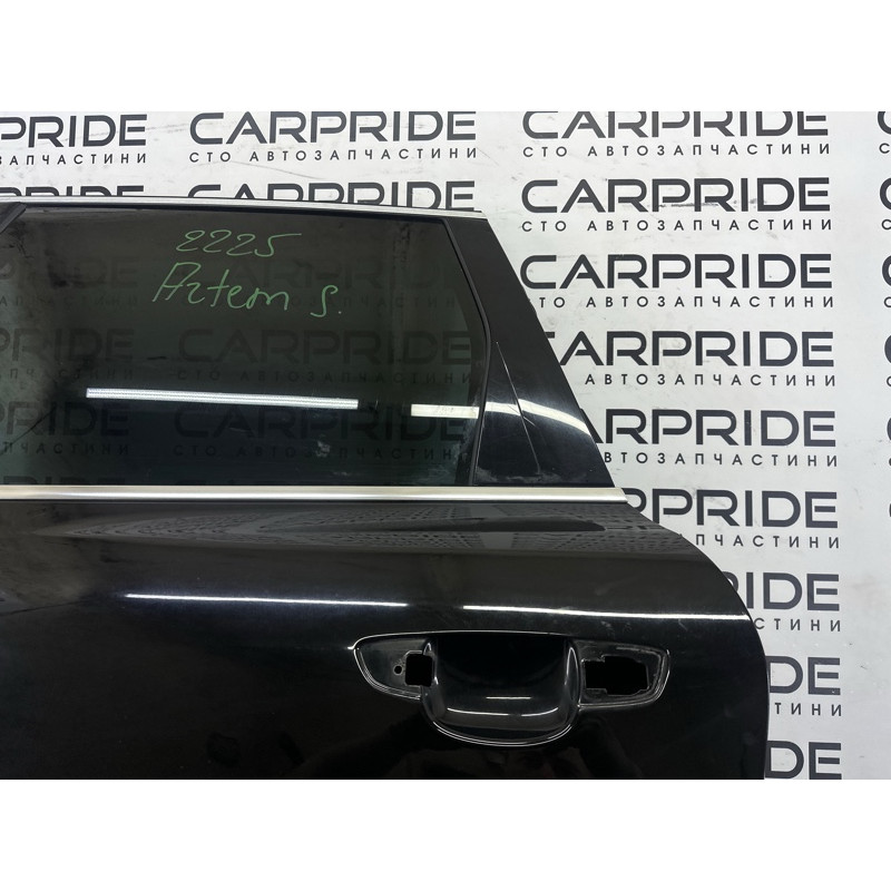 Дверь (наружные элементы кузова) Volkswagen Touareg NF 2012 3.0 Hybrid CGFA 7P0833055