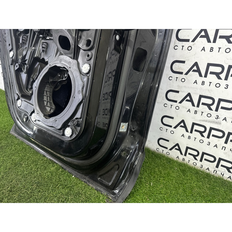 Дверь (наружные элементы кузова) Volkswagen Touareg NF 2012 3.0 Hybrid CGFA 7P0833055