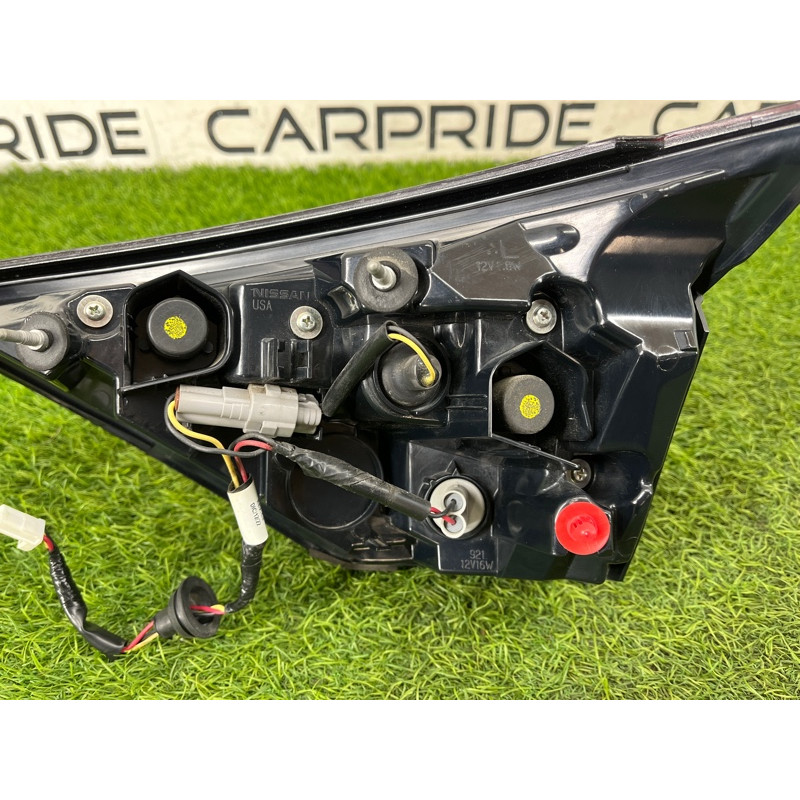 Задний фонарь (оптика) Nissan Rogue T33 2023 1.5 KR15DDT 265556RR1A