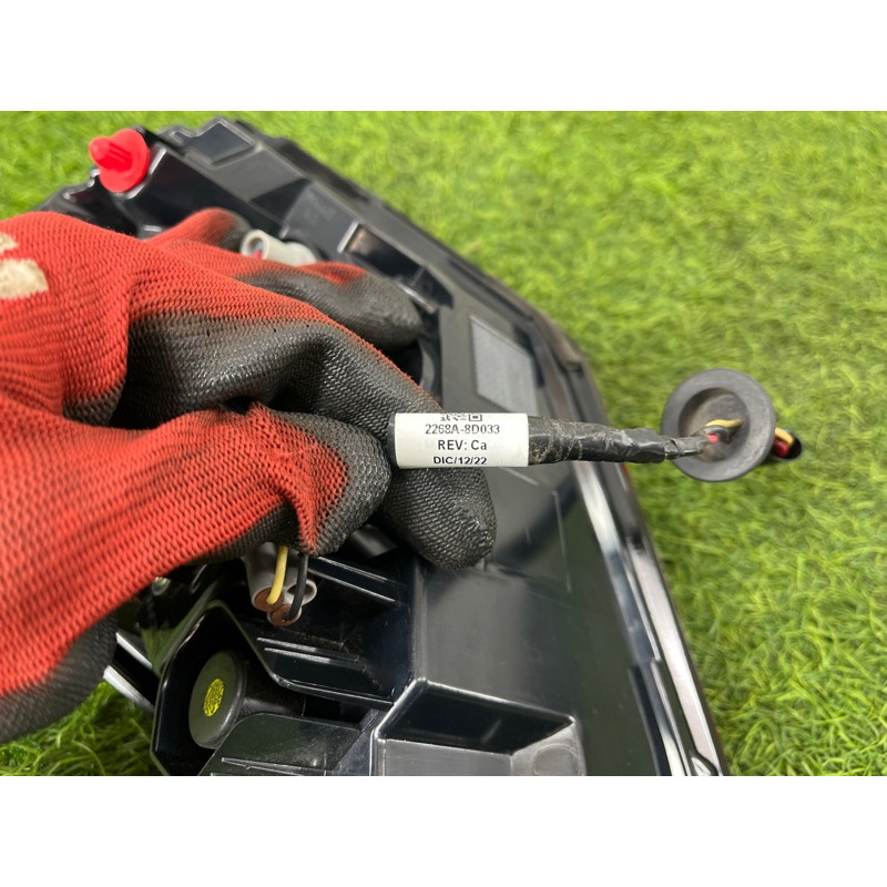 Задний фонарь (оптика) Nissan Rogue T33 2023 1.5 KR15DDT 265556RR1A