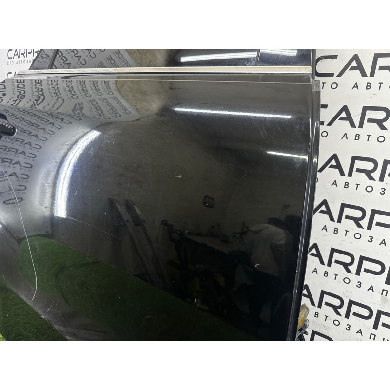 Дверь (наружные элементы кузова) AUDI Q5 8R 2010 3.2 CALB 8R0833052B