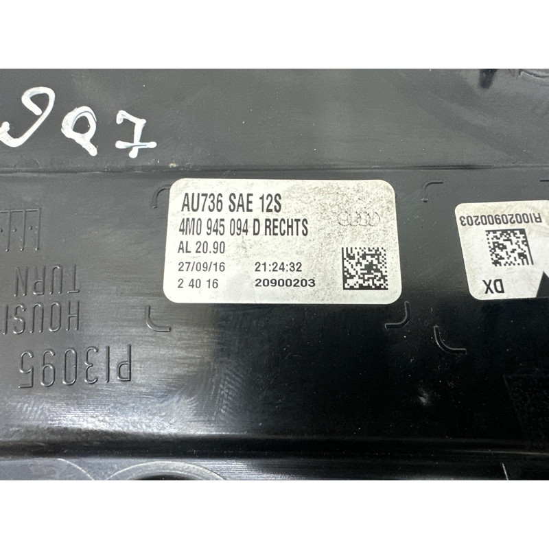 Задний фонарь (оптика) AUDI Q7 4M 2017 3.0 CREC 4M0945094D