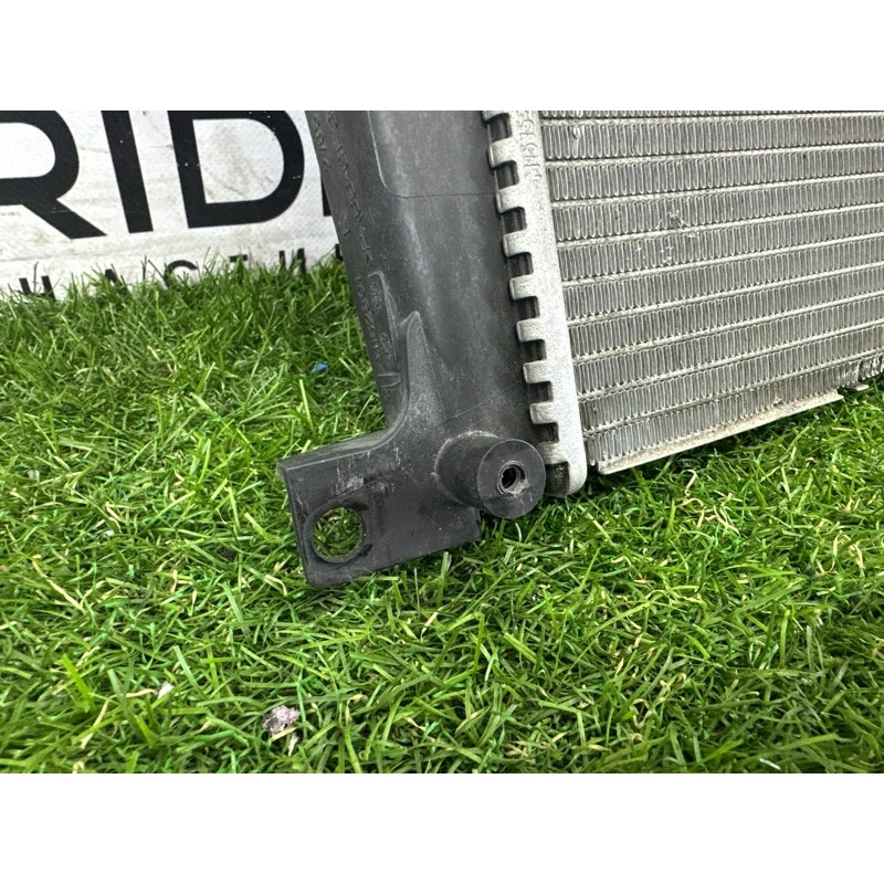 Радіатор охолодження (система охолодження) BMW 3-series F30 2013 2.0 17118672104