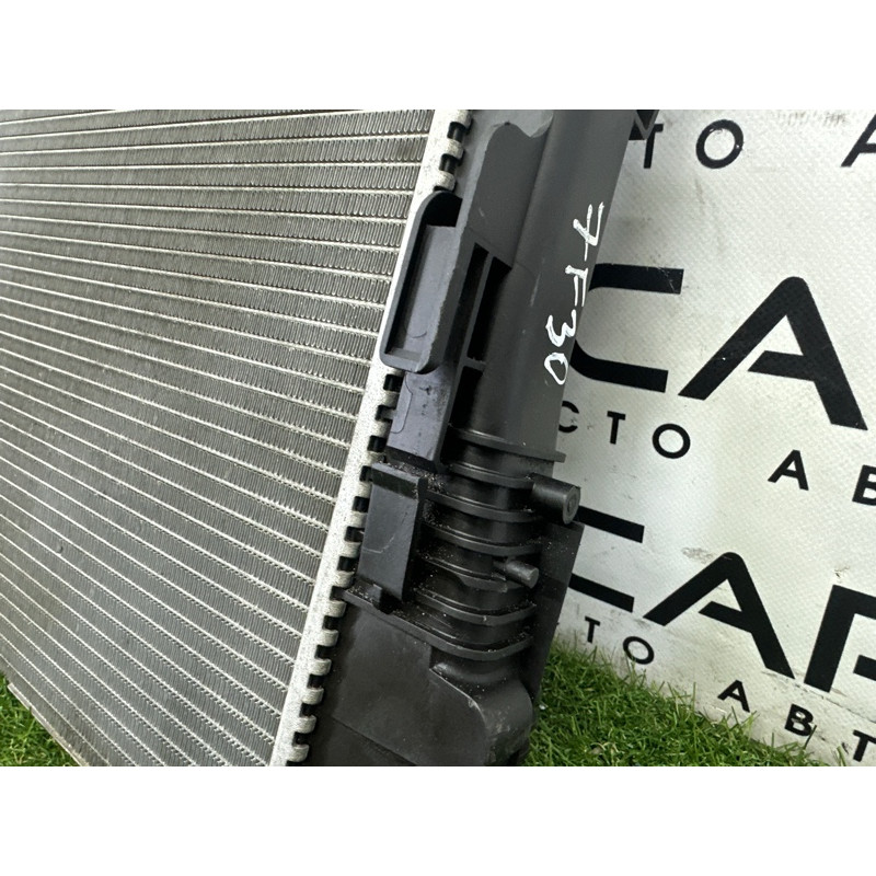 Радіатор охолодження (система охолодження) BMW 3-series F30 2013 2.0 17118672104