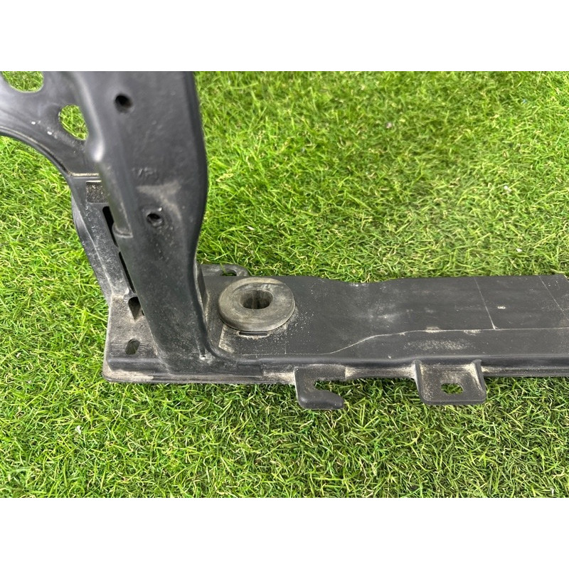 Телевізор (передня частина кузова) (наружные элементы кузова) KIA Soul 3 2022 2.0 64101K0000