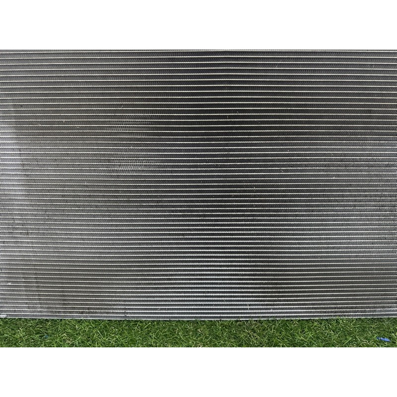 Радиатор кондиционера (отопление и кондиционирование) Volkswagen Touareg NF 2012 3.0 TDI 7P0820411A