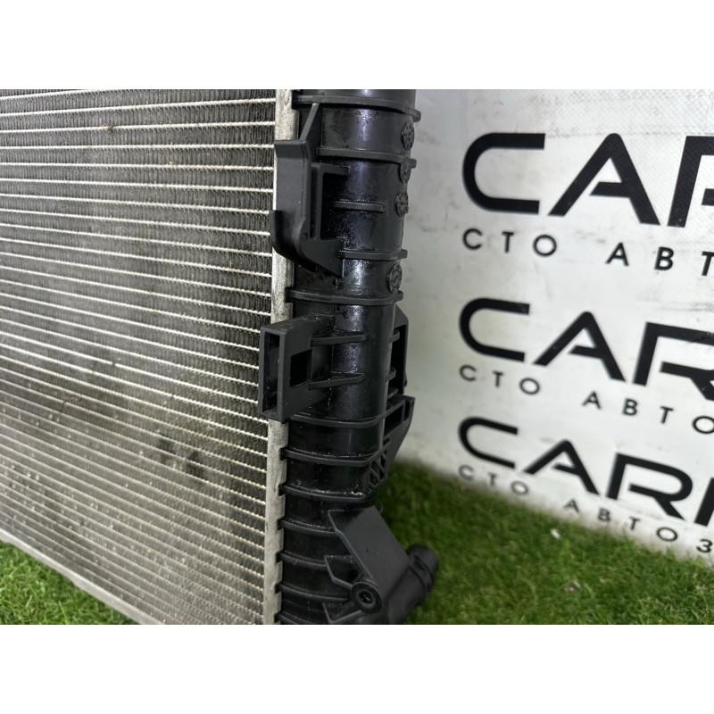 Радиатор охлаждения (система охлаждения) AUDI Q5 8R 2010 3.2 CALB 8K0121251Q