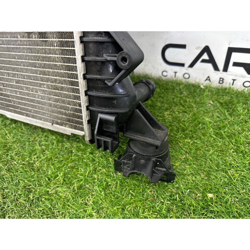 Радиатор охлаждения (система охлаждения) AUDI Q5 8R 2010 3.2 CALB 8K0121251Q