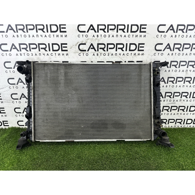 Радиатор охлаждения (система охлаждения) AUDI Q5 8R 2010 3.2 CALB 8K0121251Q