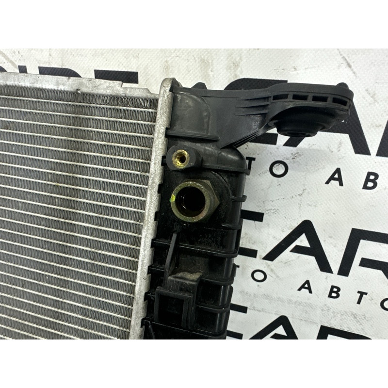 Радиатор охлаждения (система охлаждения) AUDI Q5 8R 2010 3.2 CALB 8K0121251Q