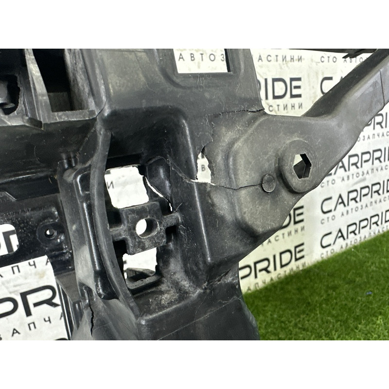 Телевизор (передняя часть кузова) (наружные элементы кузова) AUDI A3 8V 2016 1.8 CNSB 8V0805588