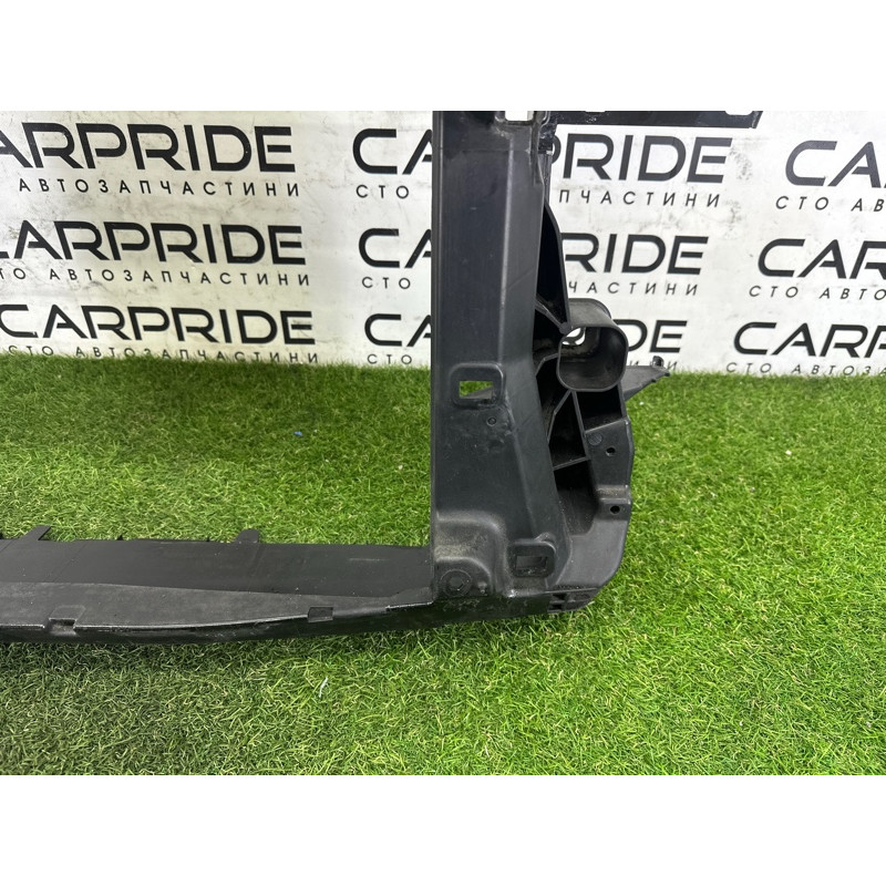 Телевизор (передняя часть кузова) (наружные элементы кузова) AUDI A3 8V 2016 1.8 CNSB 8V0805588