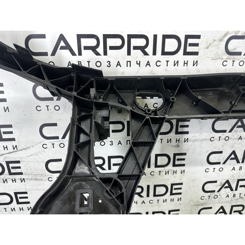 Телевизор (передняя часть кузова) (наружные элементы кузова) AUDI Q5 8R 2010 3.2 CALB 8R0805594B