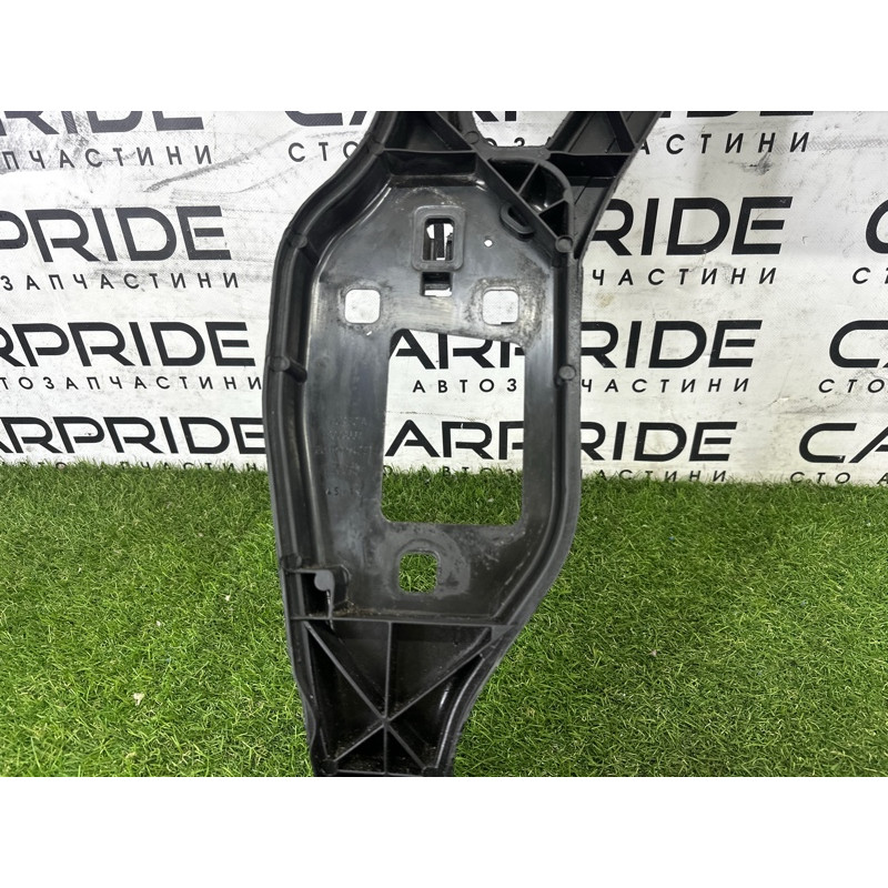 Телевизор (передняя часть кузова) (наружные элементы кузова) AUDI Q5 8R 2010 3.2 CALB 8R0805594B