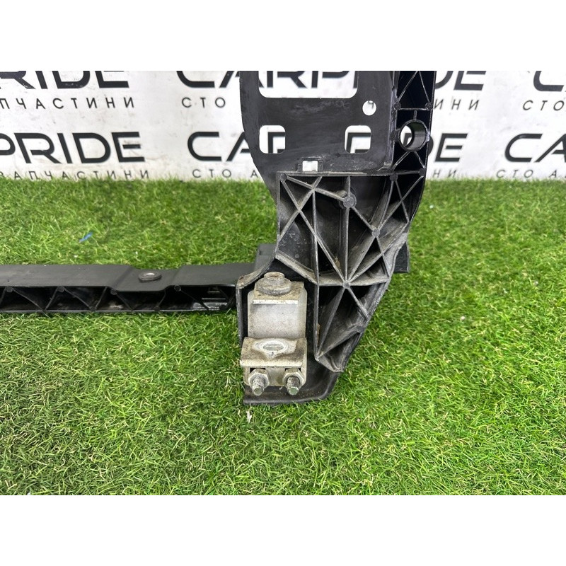 Телевизор (передняя часть кузова) (наружные элементы кузова) AUDI Q7 4M 2017 3.0 CREC 4M0805594