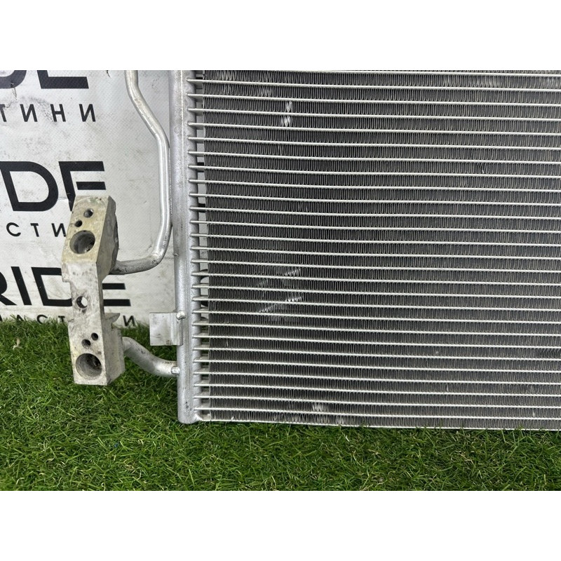 Радіатор кондиціонера (обігрів та кондиціювання.) BMW 3-series F30 2013 2.0 64506804722